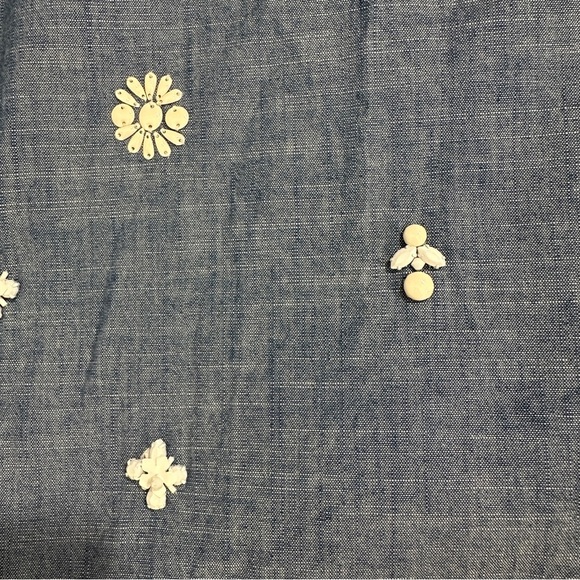 J. Crew sz. 8 chambray embellished tie shoulder tank top, blue/white - Picture 5 of 12